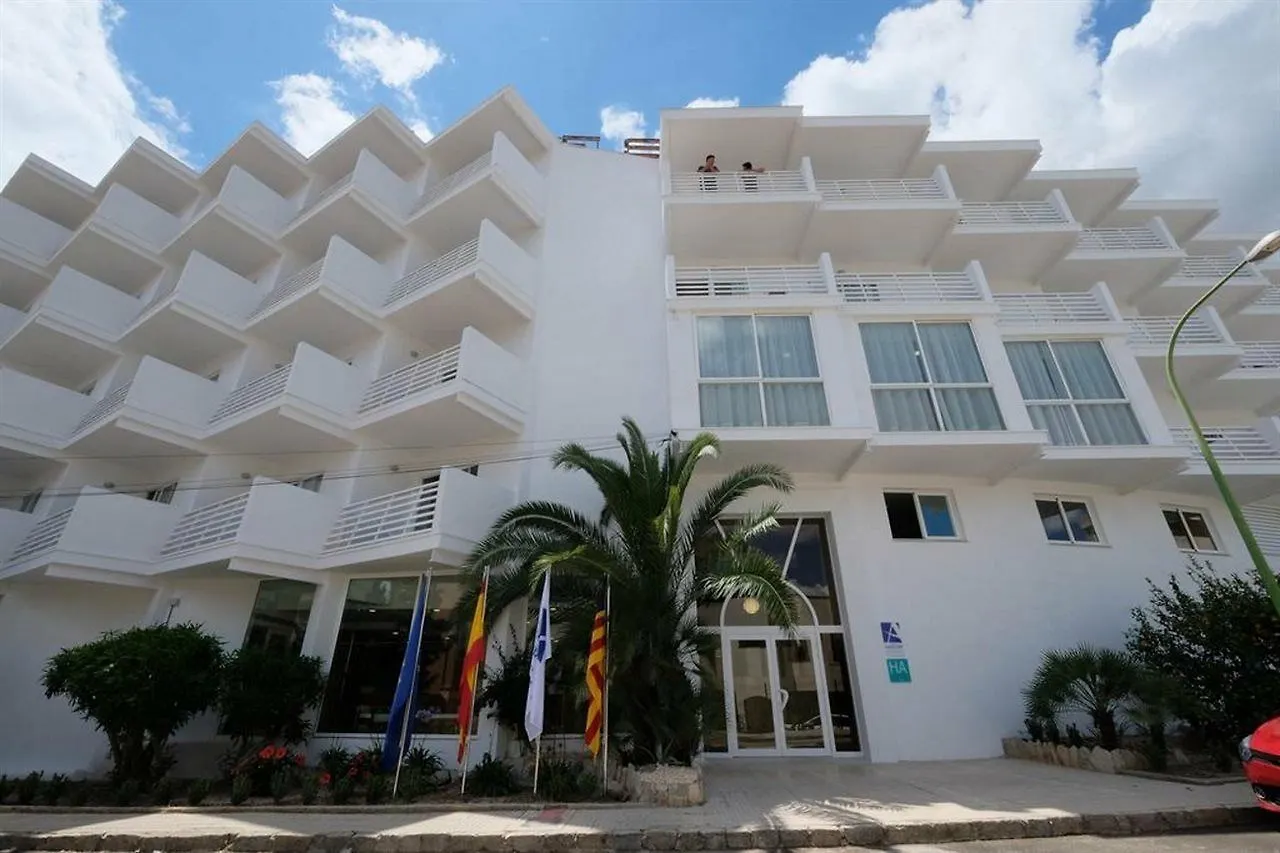 帕尔马诺瓦花园阿祖兰酒店 Palmanova 3*,  西班牙